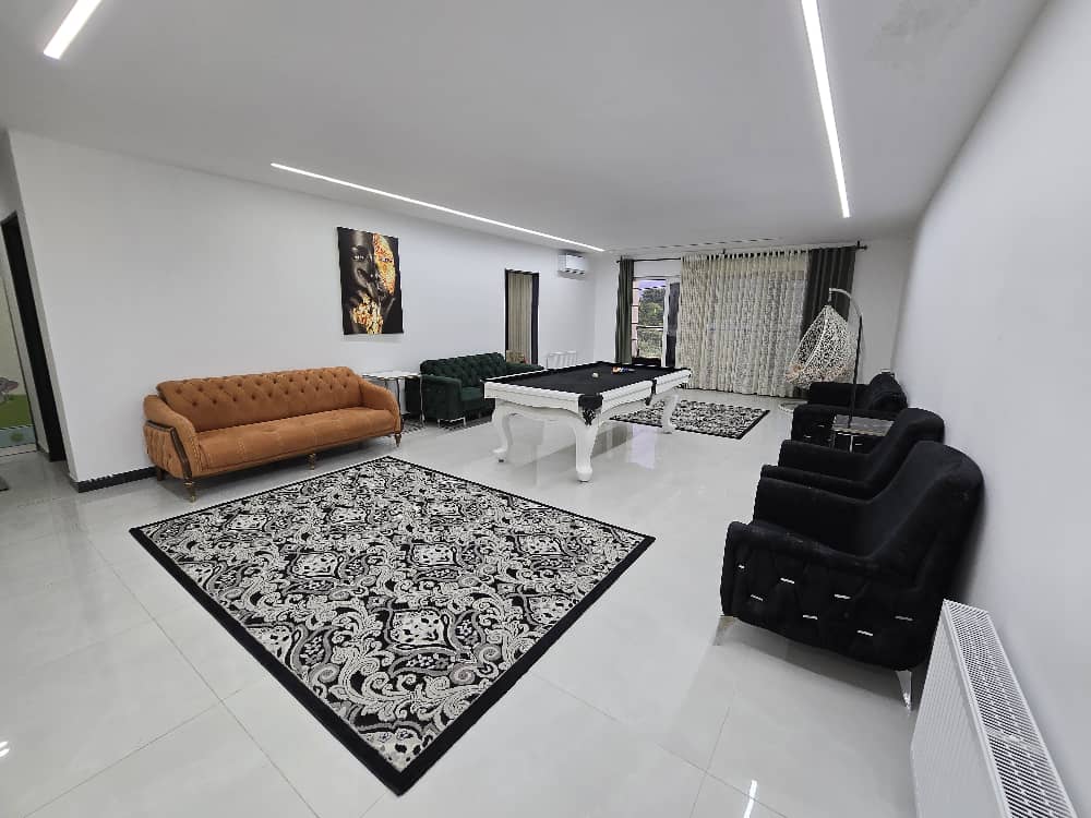 ویلا مدرن ۴خواب شیک نوساز ارکیده ۱