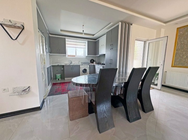 ویلا سه خواب استخردار 