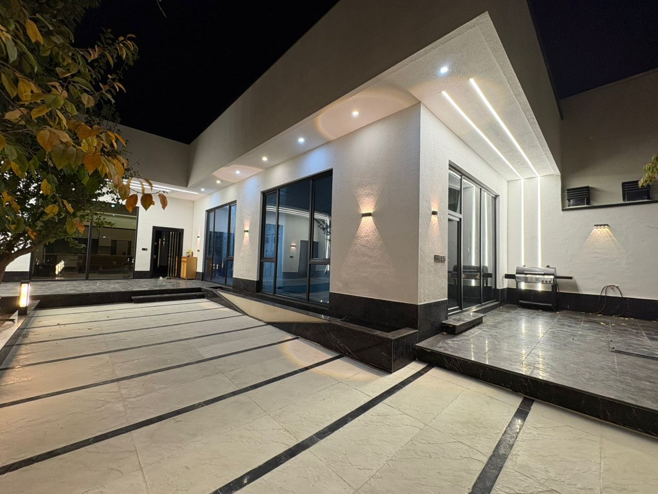 ويلای دو خوابه استخردار